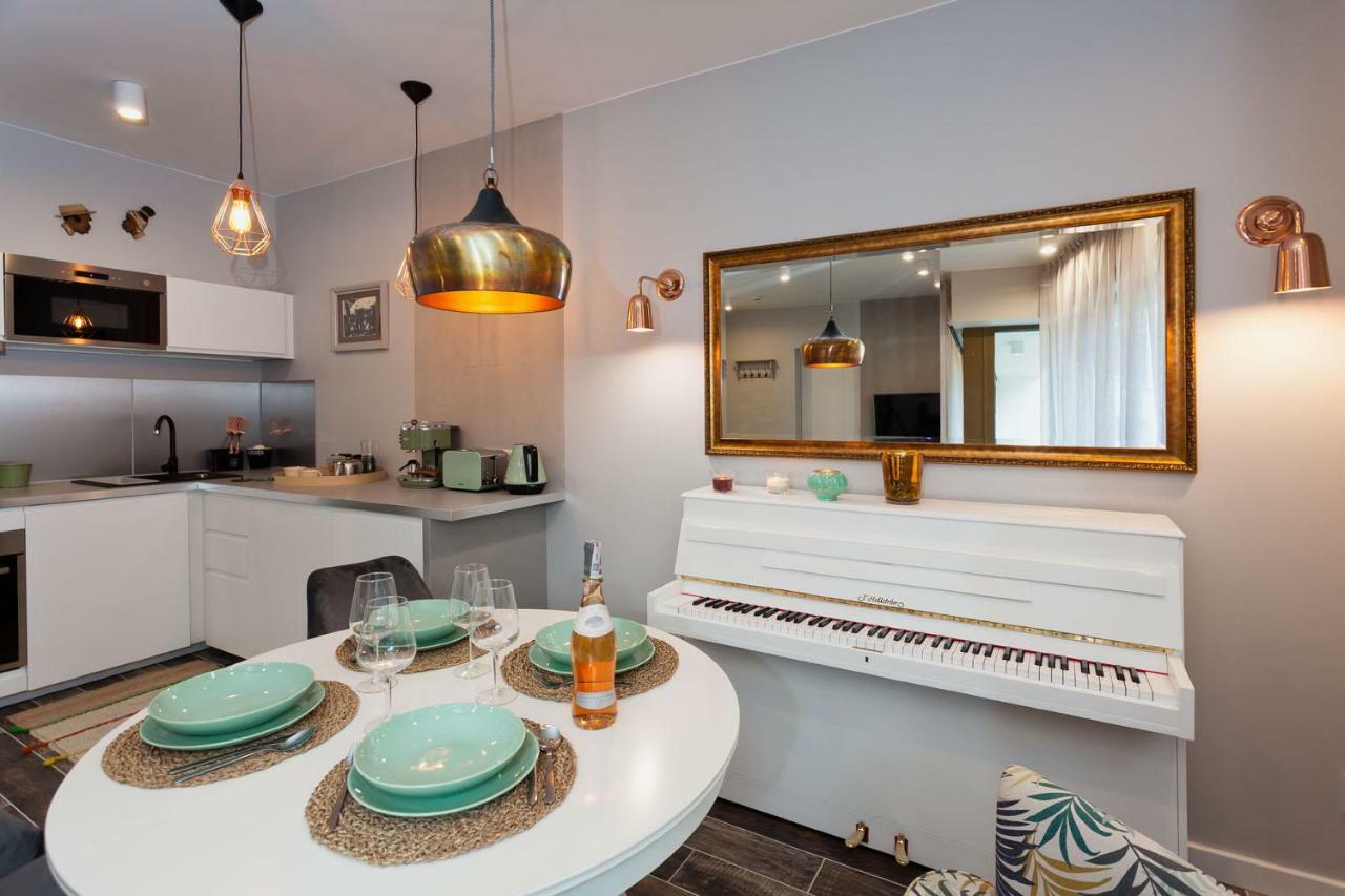 קרקוב City Of The Kings Piano Apartment מראה חיצוני תמונה